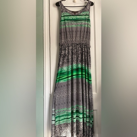 Fever Maxi Sleeveless Jungle Green Color Summer Dress, Size: Small - Picture 2 of 10